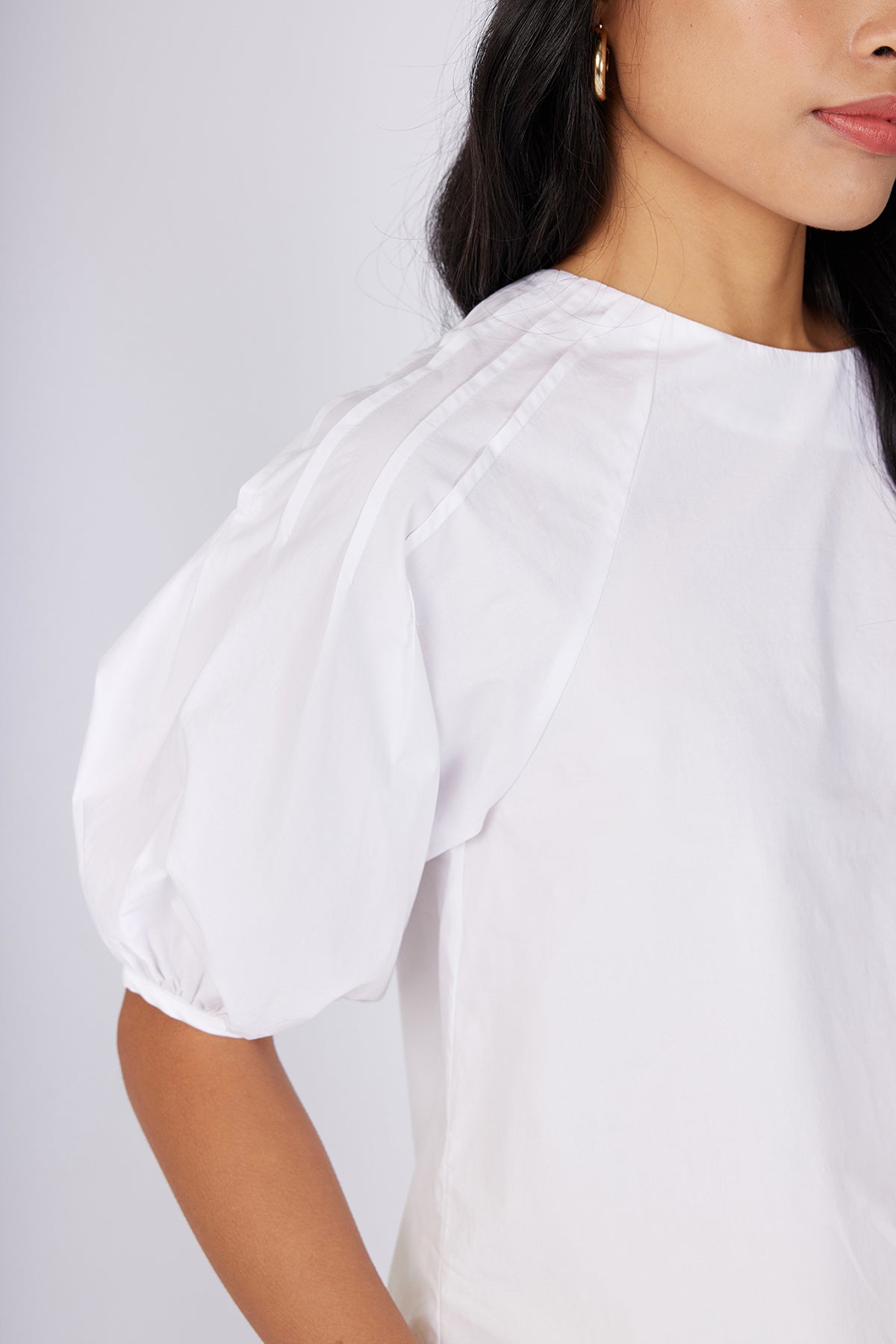 White Puffy Sleeve Pin Tuck Blouse