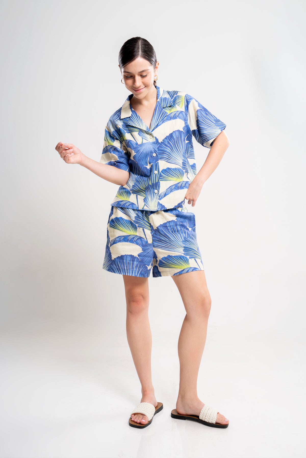 Oversized Resort Set