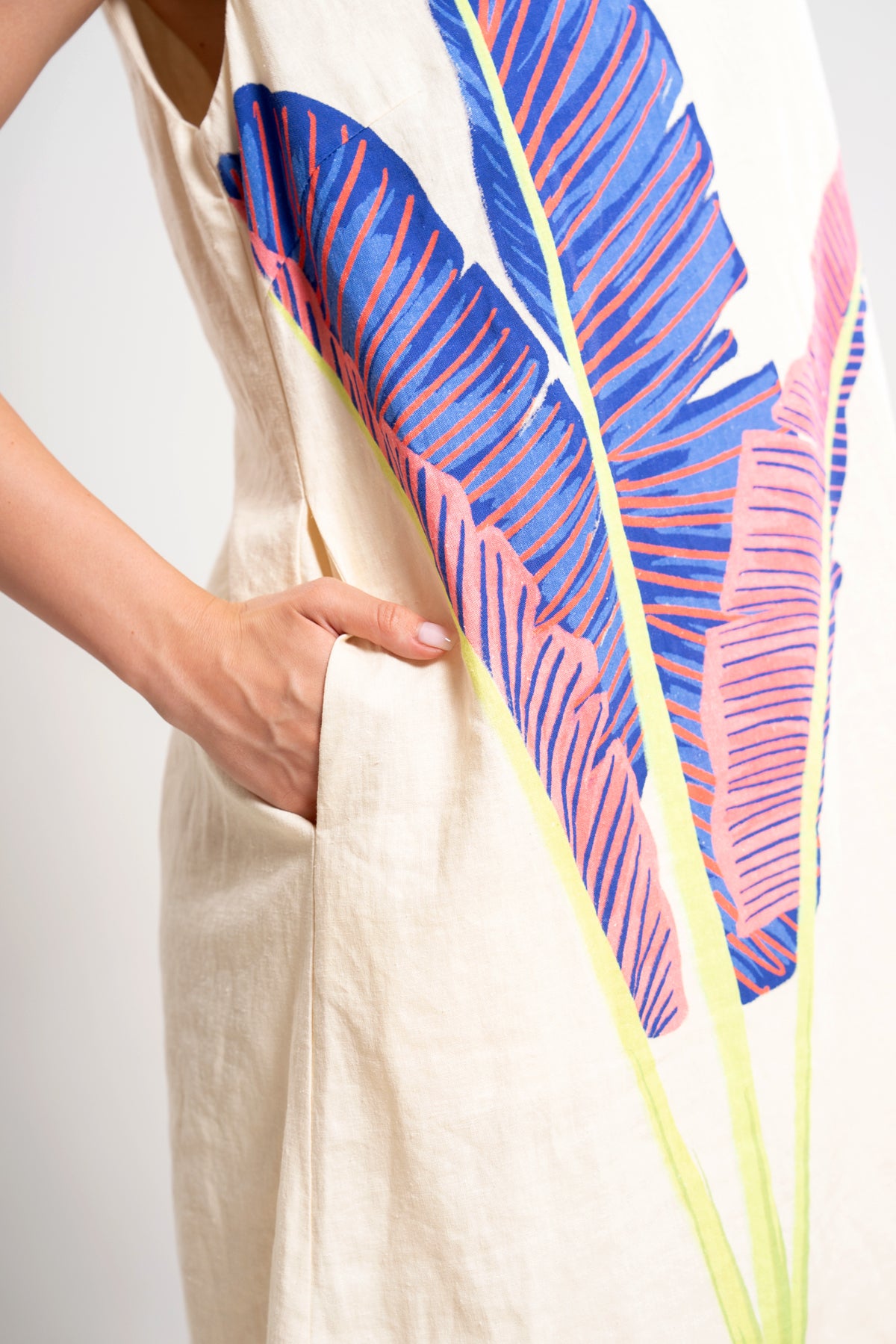 Placement Print V-Neck Shift Dress